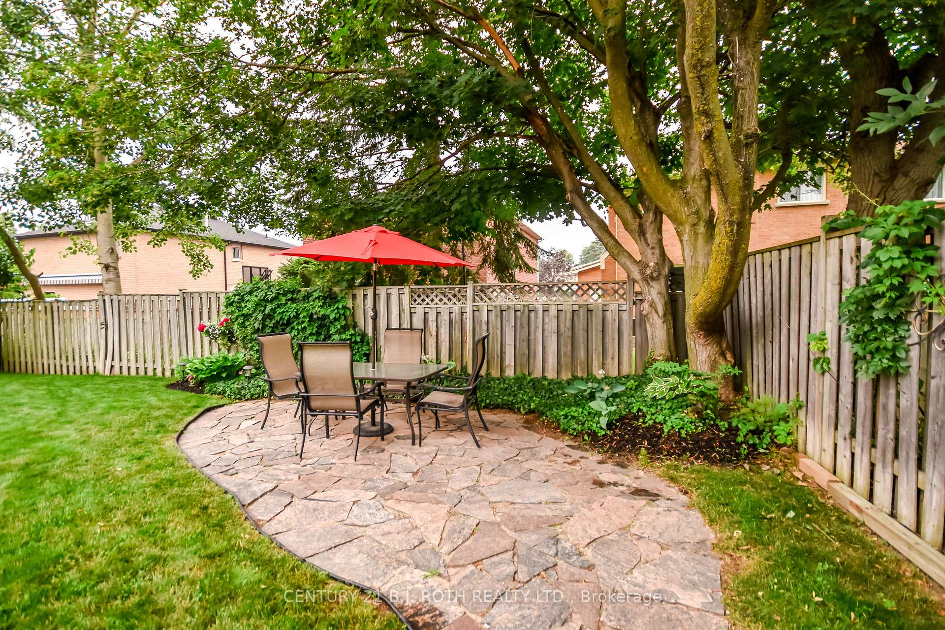 Photo 31 of 139 Kozlov Street, Barrie, Sunnidale — HOMEH