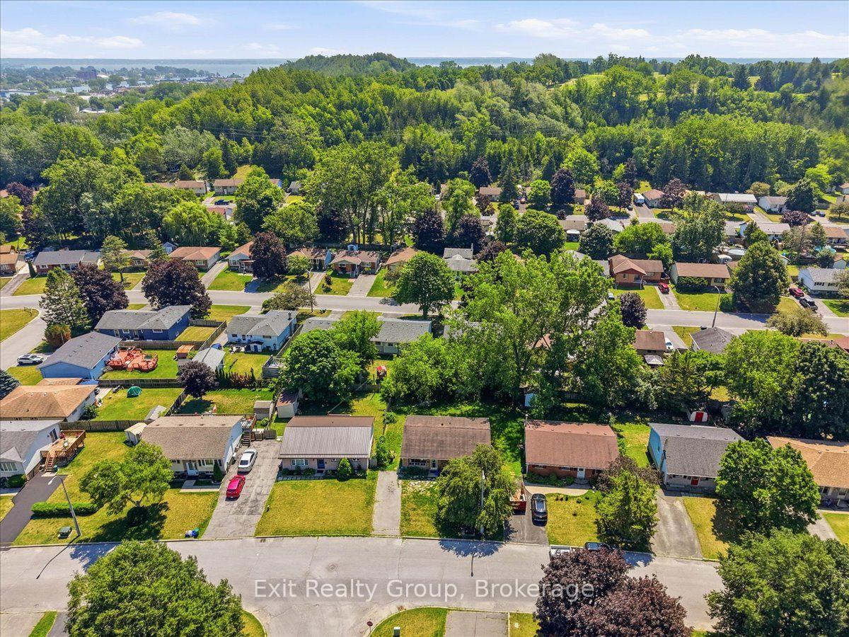 Photo 2 of 23 Van Alstine Drive, Quinte West, Trenton Ward — HOMEH