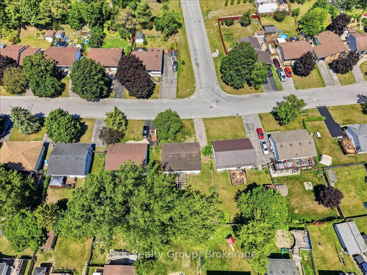 Photo 13 of 23 Van Alstine Drive, Quinte West, Trenton Ward — HOMEH