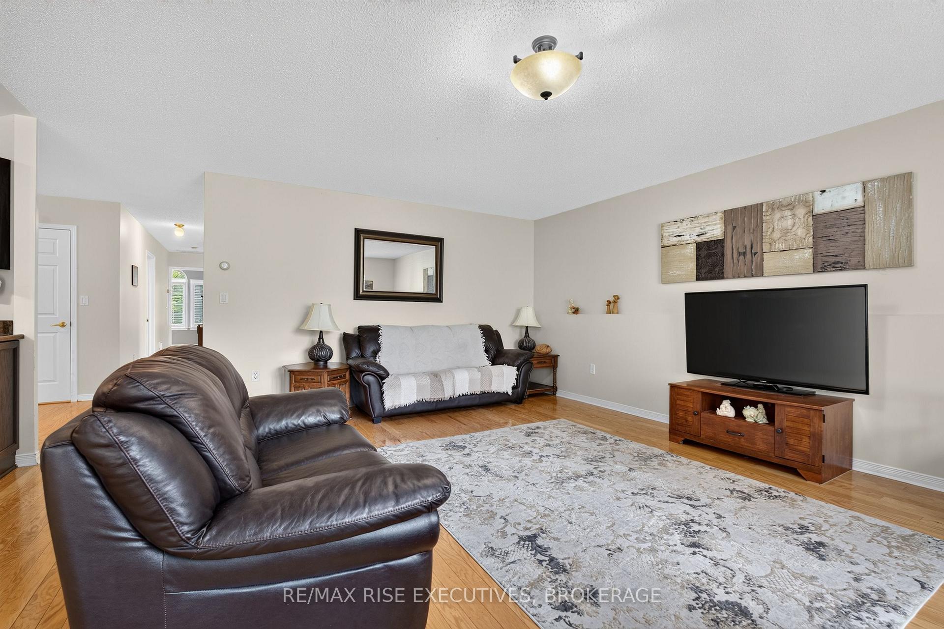 Photo 7 of 956 Ringstead Street, Kingston, City SouthWest — HOMEH