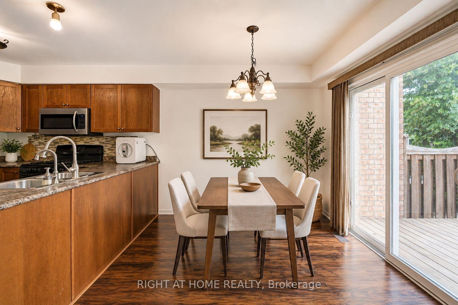 Photo 6 of 760 Paris Boulevard, Waterloo, Beechwood West — HOMEH