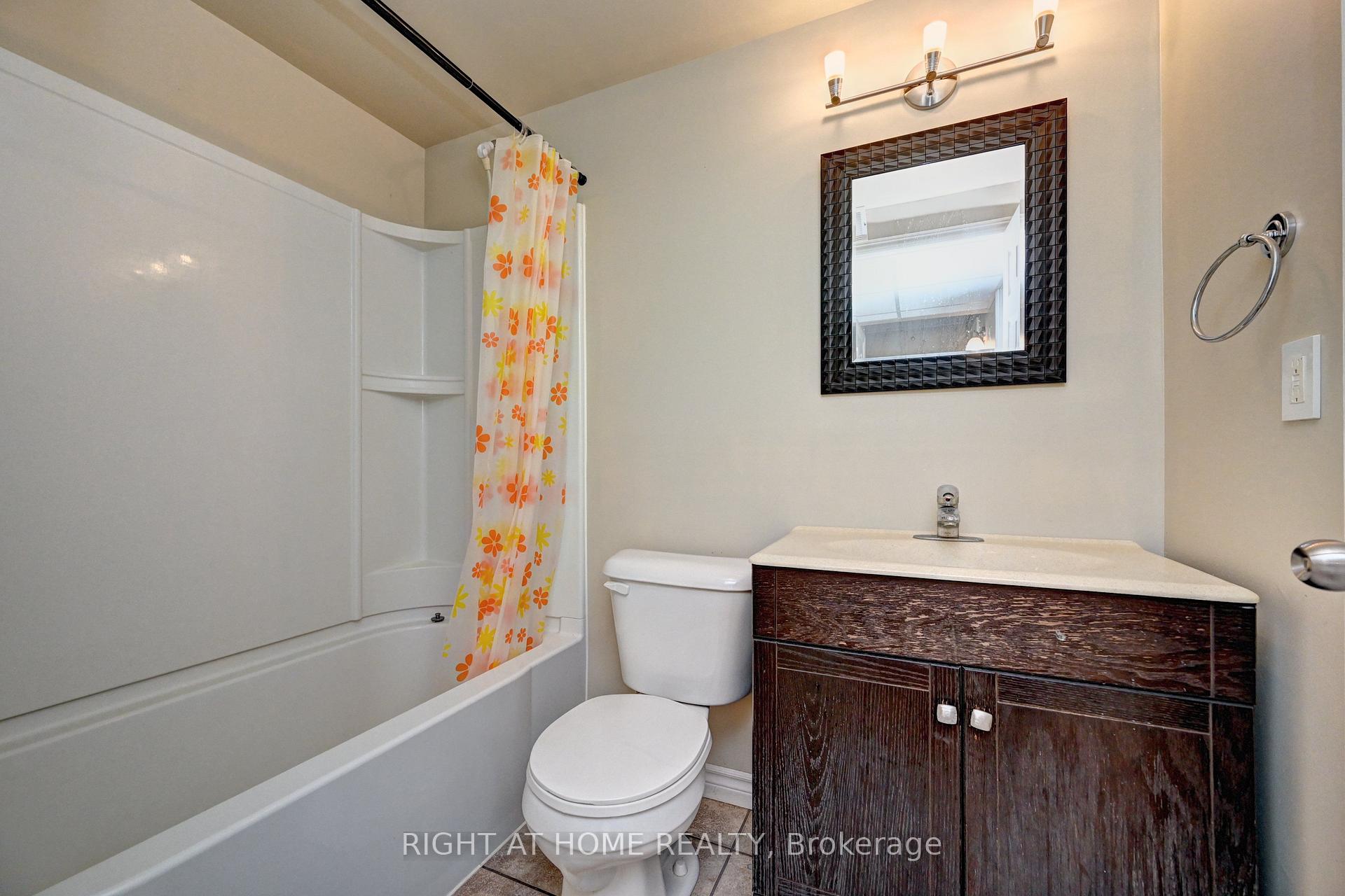 Photo 40 of 760 Paris Boulevard, Waterloo, Beechwood West — HOMEH