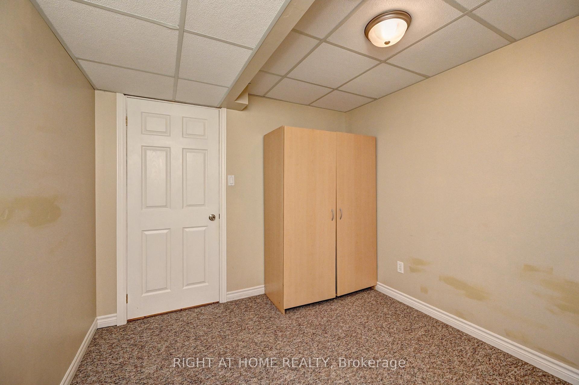 Photo 48 of 760 Paris Boulevard, Waterloo, Beechwood West — HOMEH