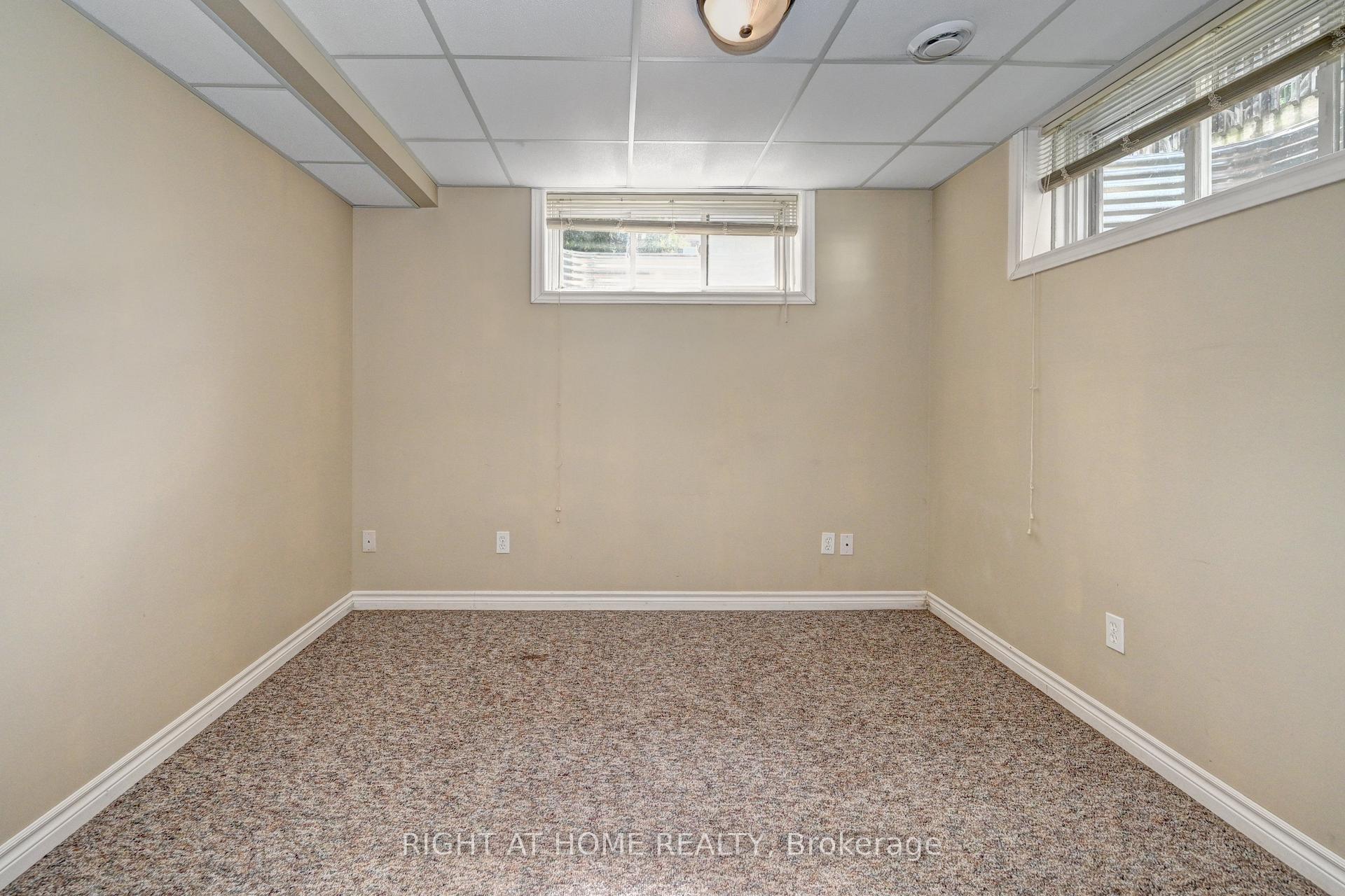 Photo 42 of 760 Paris Boulevard, Waterloo, Beechwood West — HOMEH