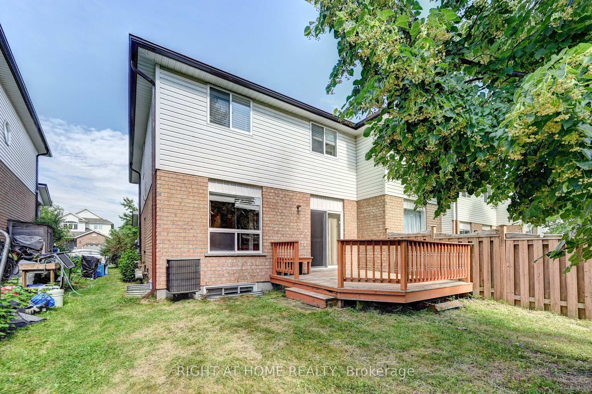 Photo 44 of 760 Paris Boulevard, Waterloo, Beechwood West — HOMEH