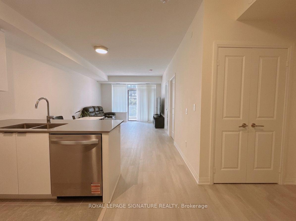 Photo 2 of Unit 325, 3270 Sheppard Avenue E, Scarborough, Tam O'Shanter-Sullivan — HOMEH