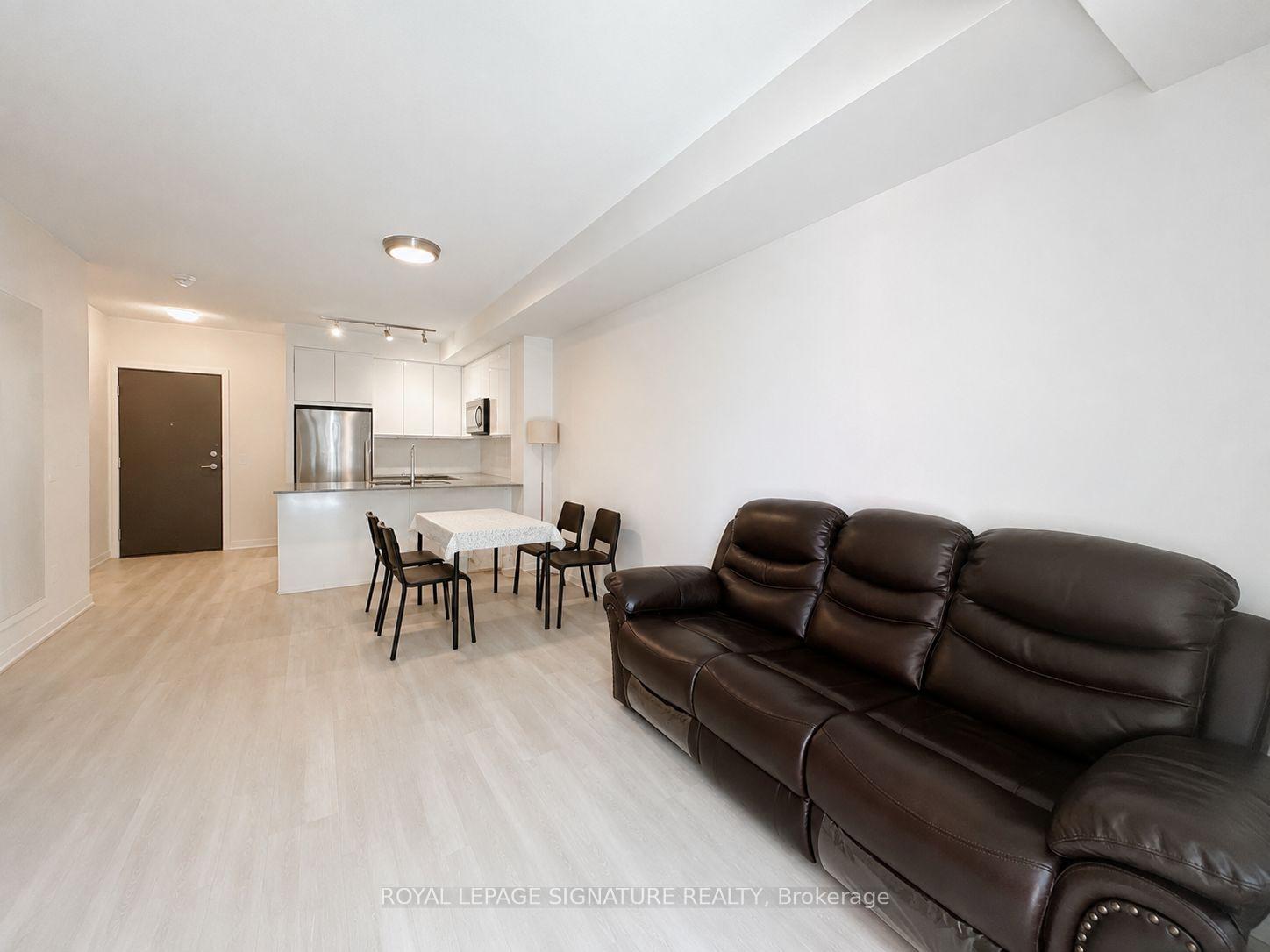 Photo 5 of Unit 325, 3270 Sheppard Avenue E, Scarborough, Tam O'Shanter-Sullivan — HOMEH