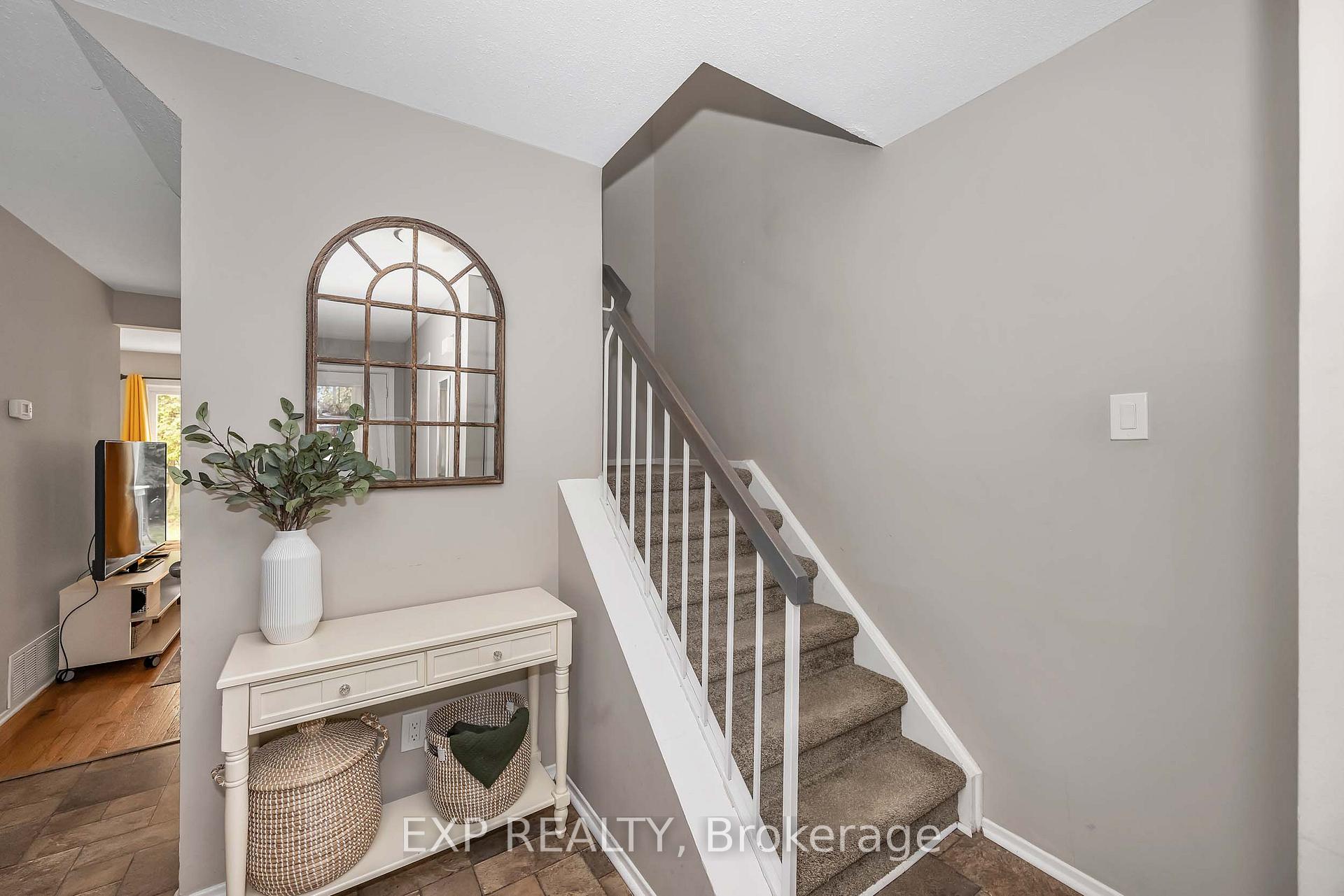 Photo 7 of 13 Shearer Crescent, Ottawa, Kanata - Katimavik — HOMEH