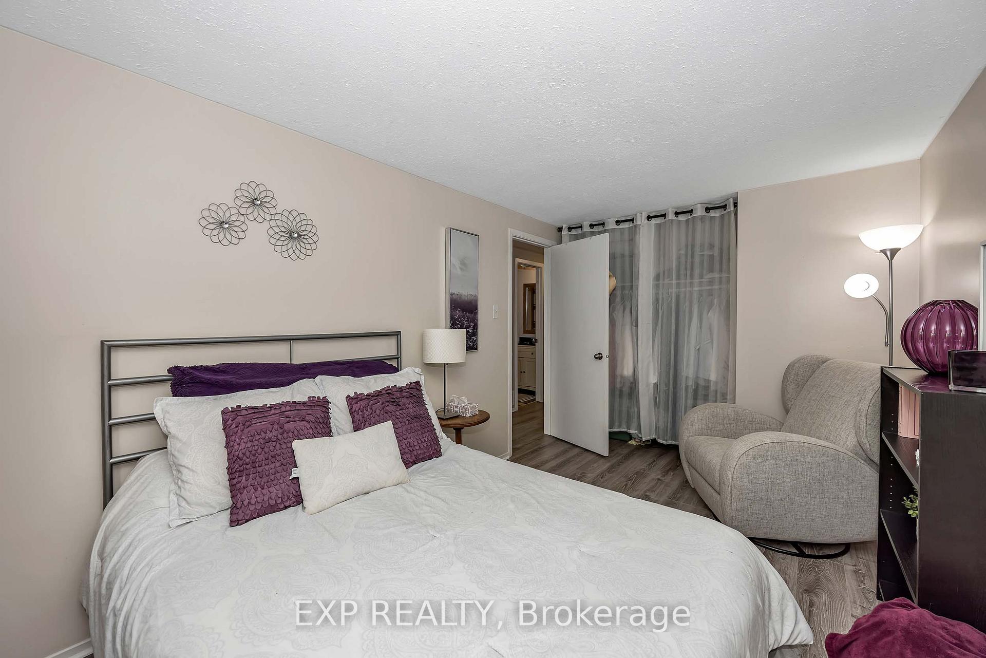 Photo 23 of 13 Shearer Crescent, Ottawa, Kanata - Katimavik — HOMEH