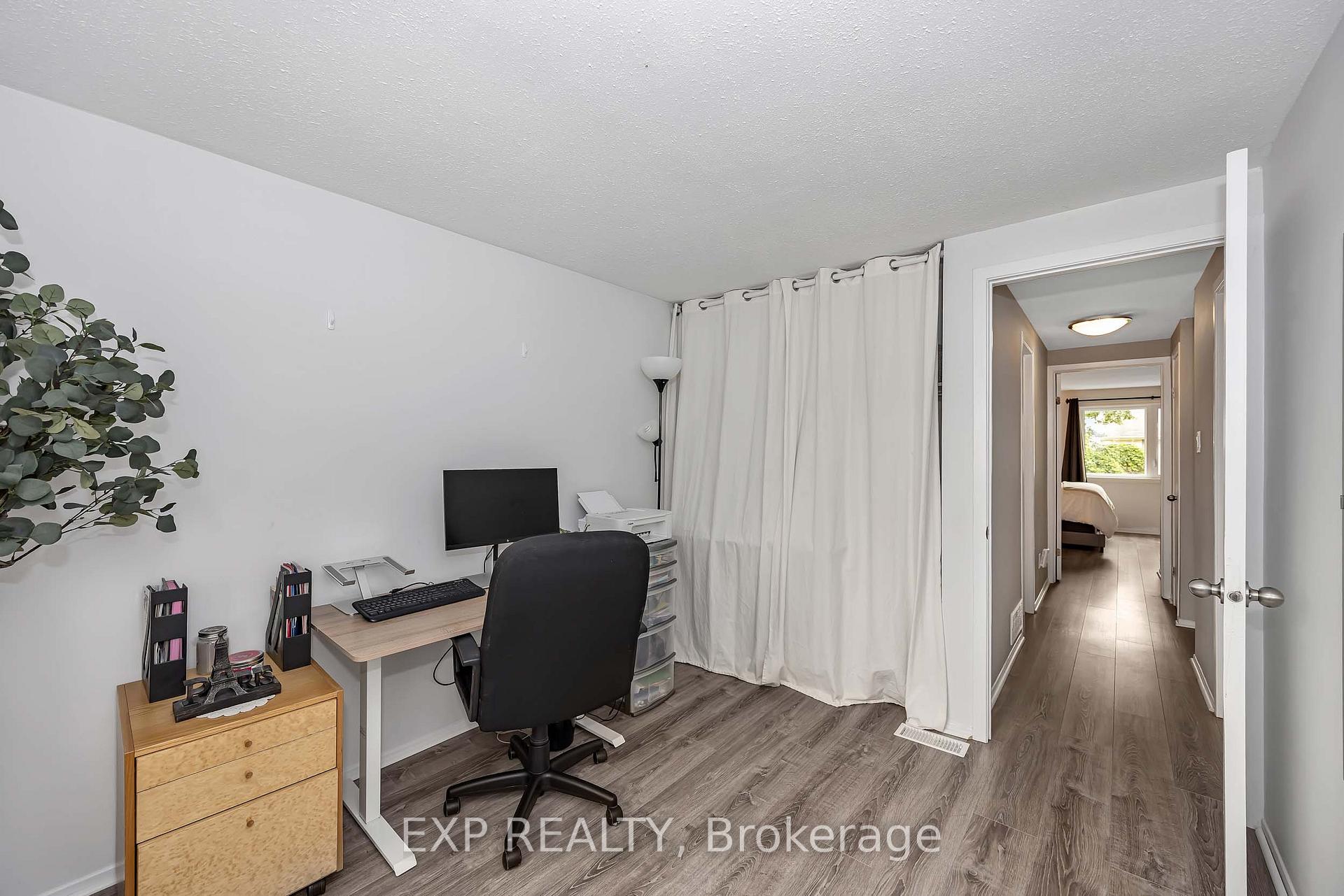 Photo 25 of 13 Shearer Crescent, Ottawa, Kanata - Katimavik — HOMEH