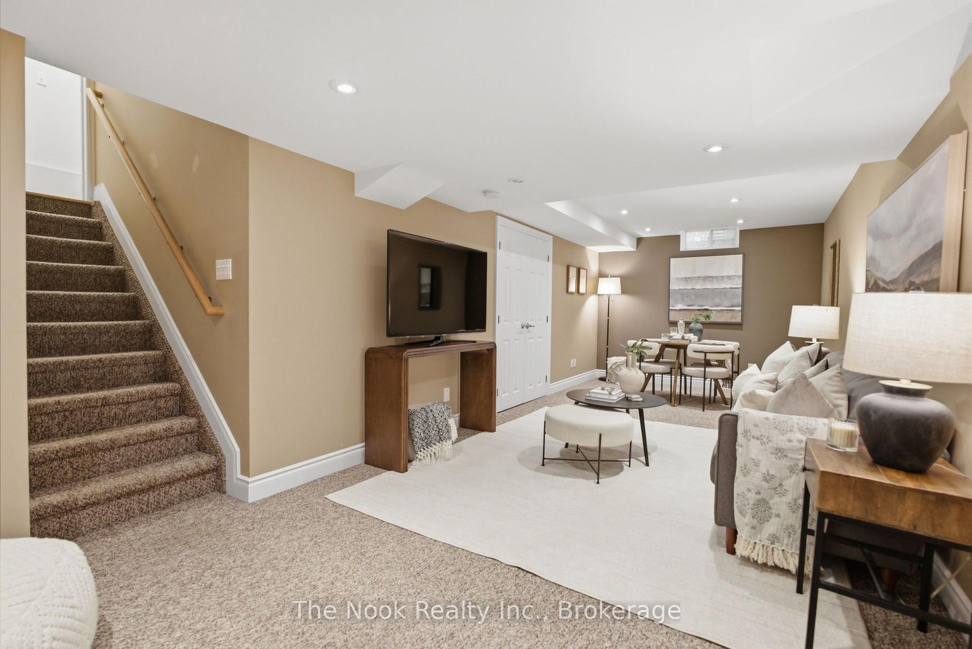 Photo 34 of 153 Madden Place, Clarington, Bowmanville — HOMEH