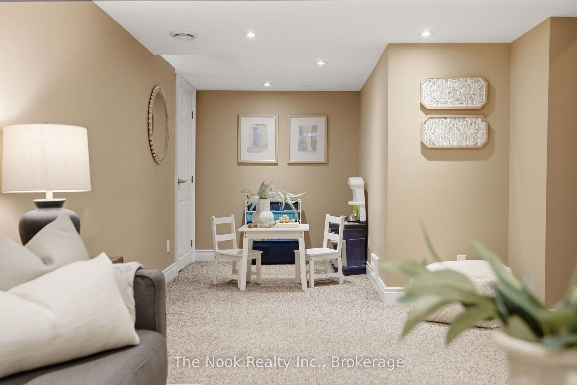 Photo 40 of 153 Madden Place, Clarington, Bowmanville — HOMEH
