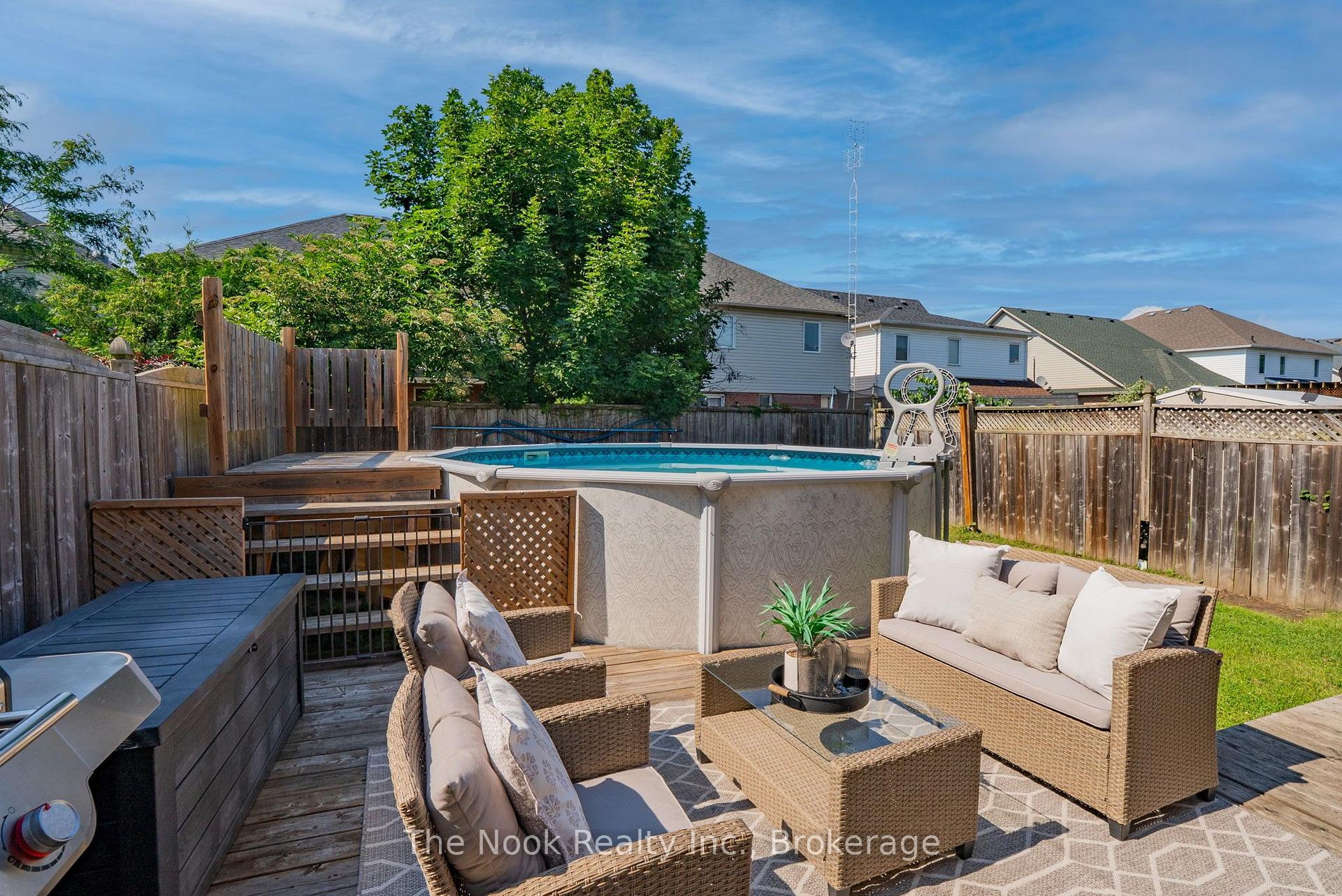 Photo 46 of 153 Madden Place, Clarington, Bowmanville — HOMEH