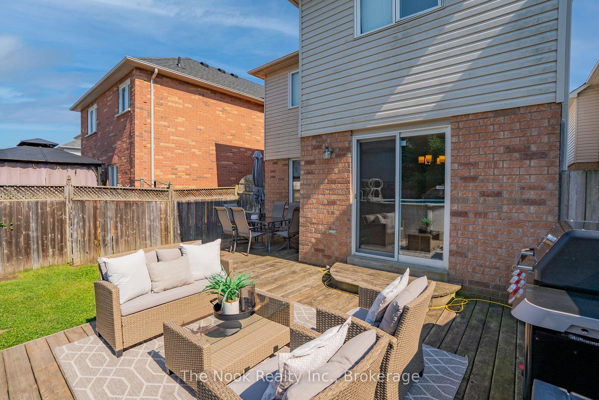 Photo 48 of 153 Madden Place, Clarington, Bowmanville — HOMEH