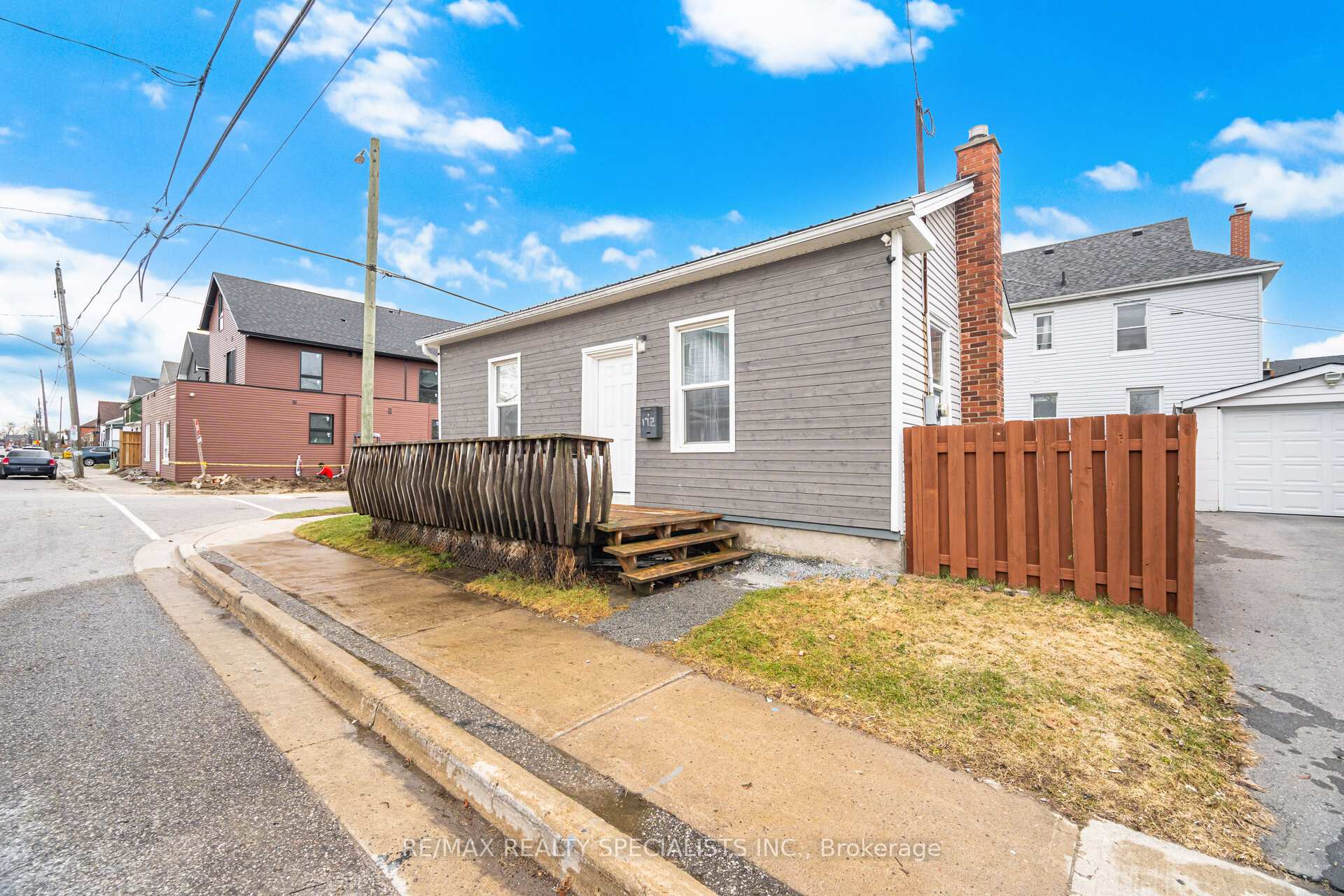 Photo 3 of 172 Celina Street, Oshawa, Central — HOMEH