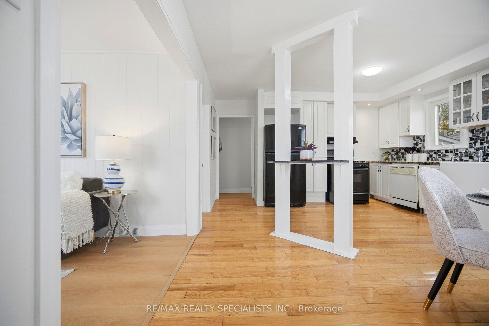 Photo 9 of 172 Celina Street, Oshawa, Central — HOMEH