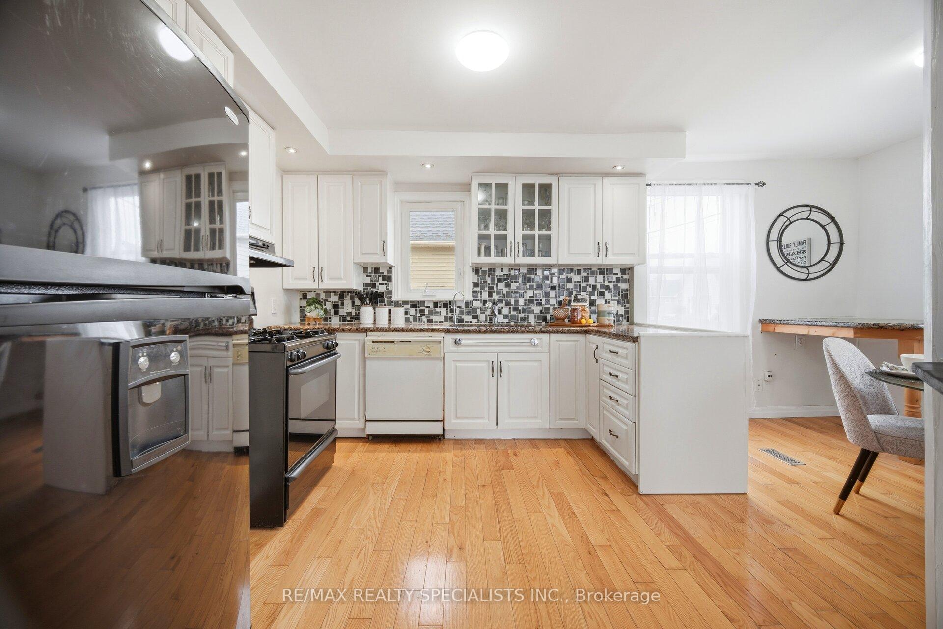 Photo 19 of 172 Celina Street, Oshawa, Central — HOMEH