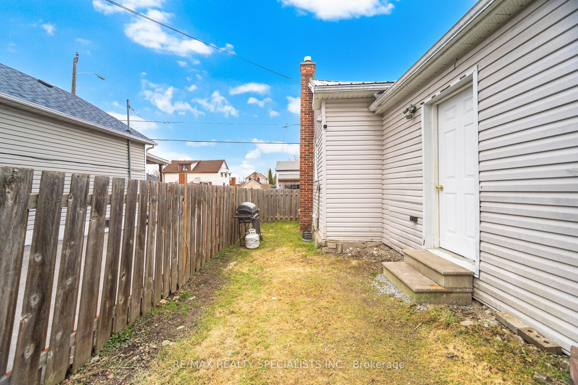 Photo 38 of 172 Celina Street, Oshawa, Central — HOMEH
