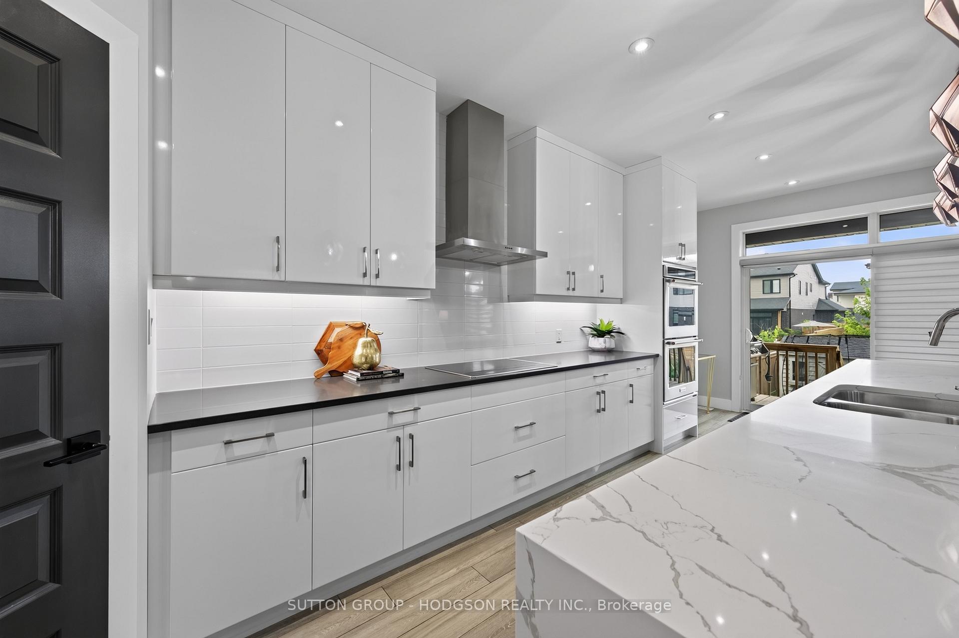 Photo 8 of 1817 Brunson Way, London, South A — HOMEH