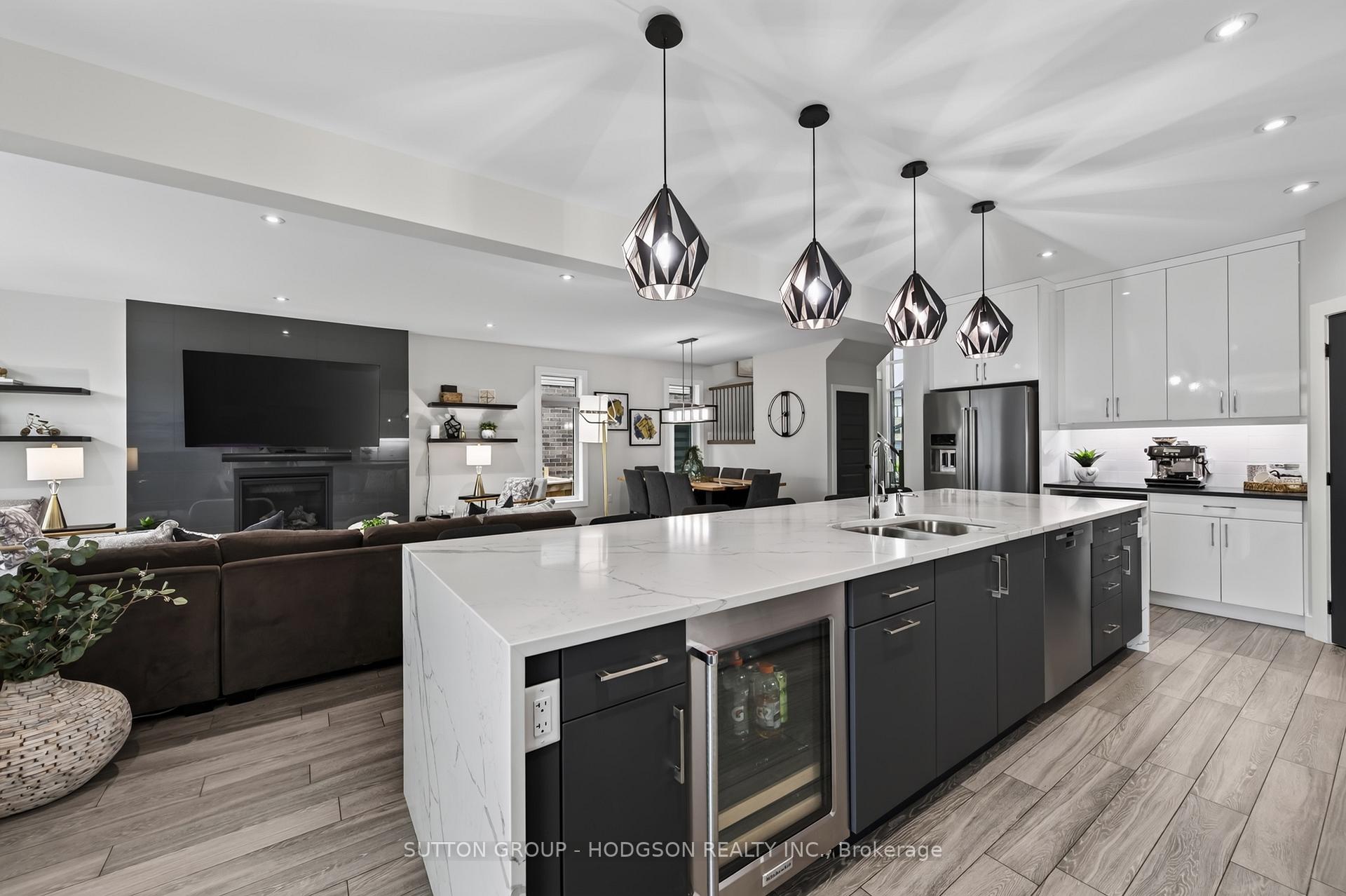 Photo 9 of 1817 Brunson Way, London, South A — HOMEH
