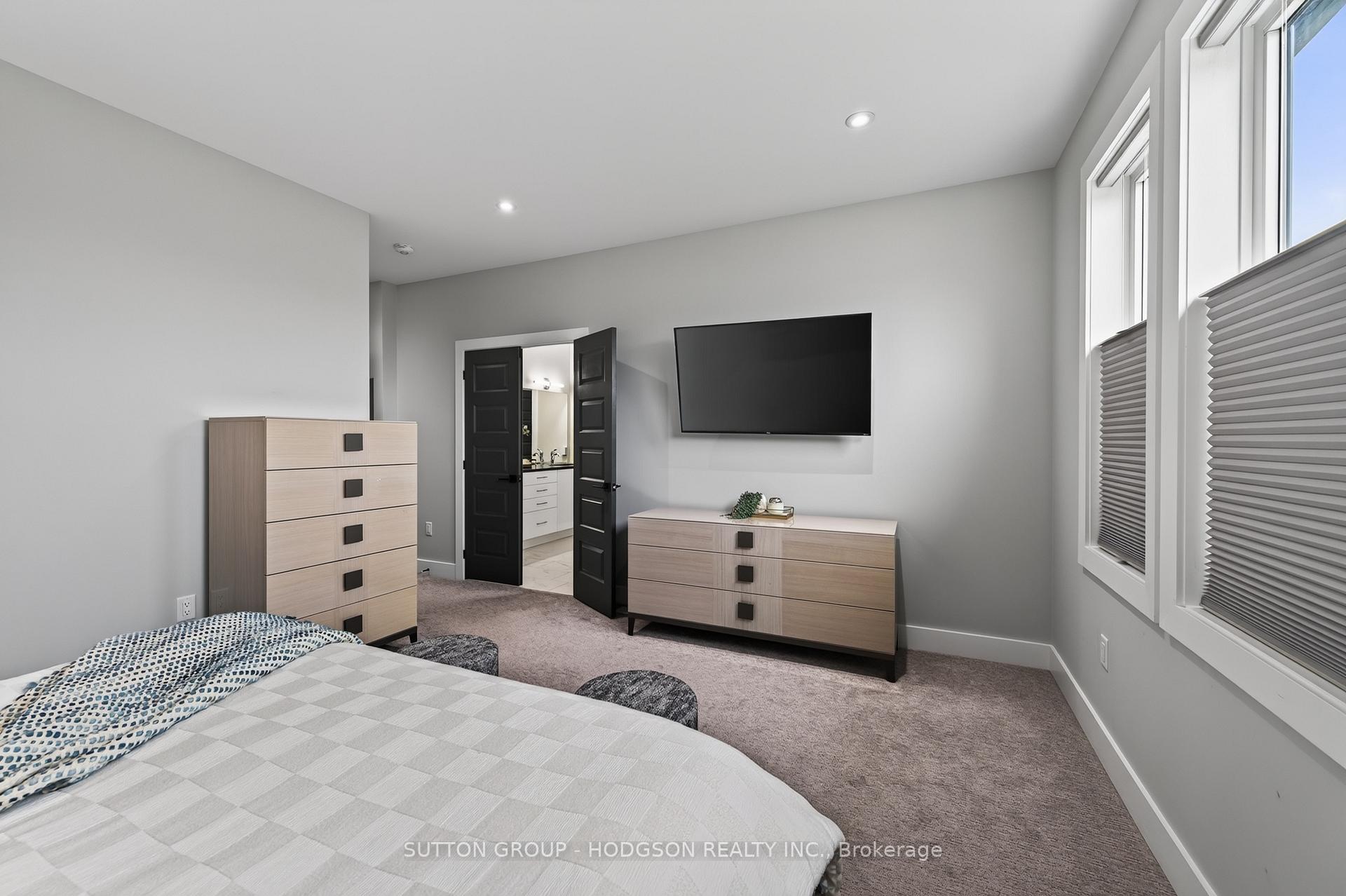 Photo 19 of 1817 Brunson Way, London, South A — HOMEH