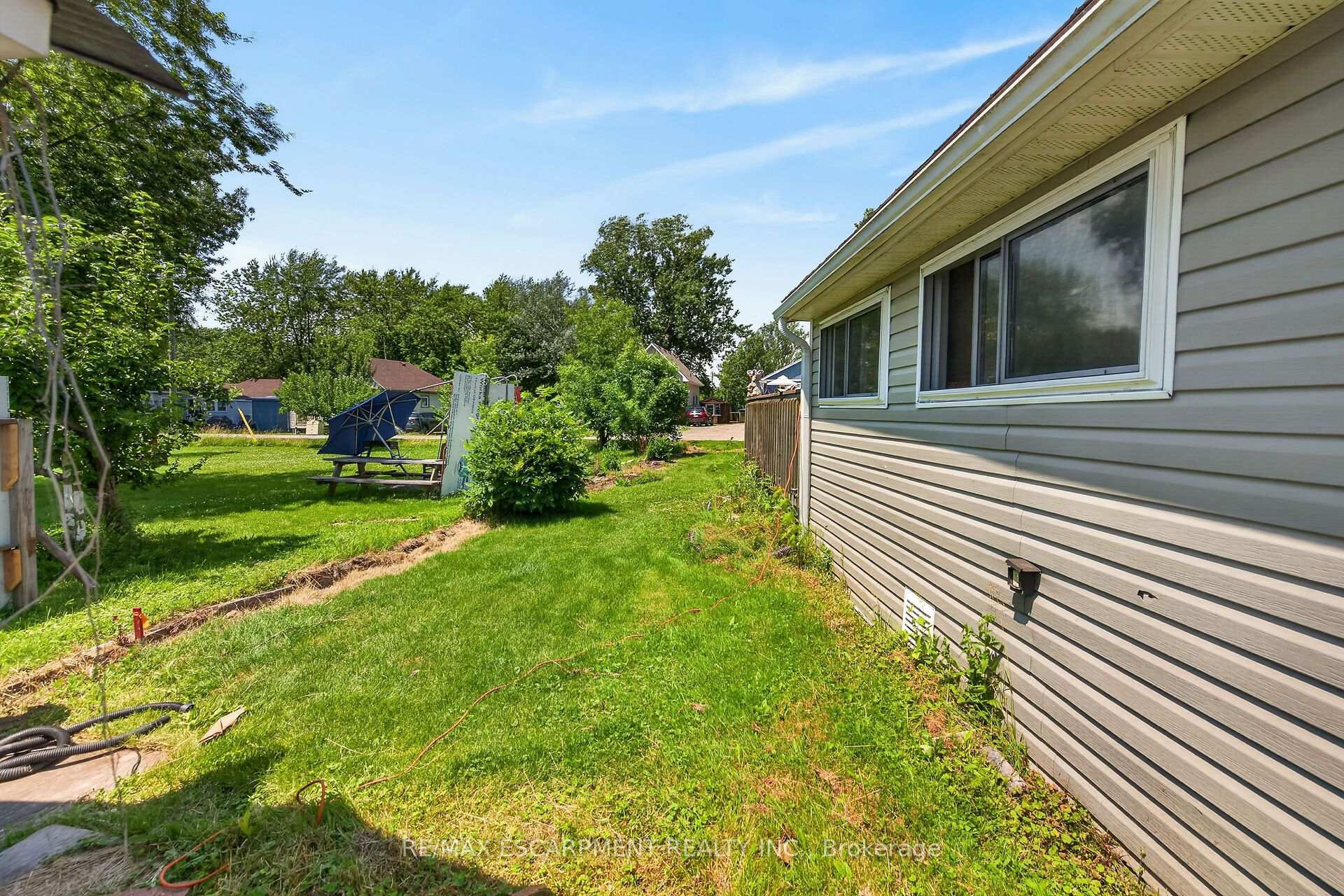Photo 32 of 19 Barbara Drive, Haldimand — HOMEH
