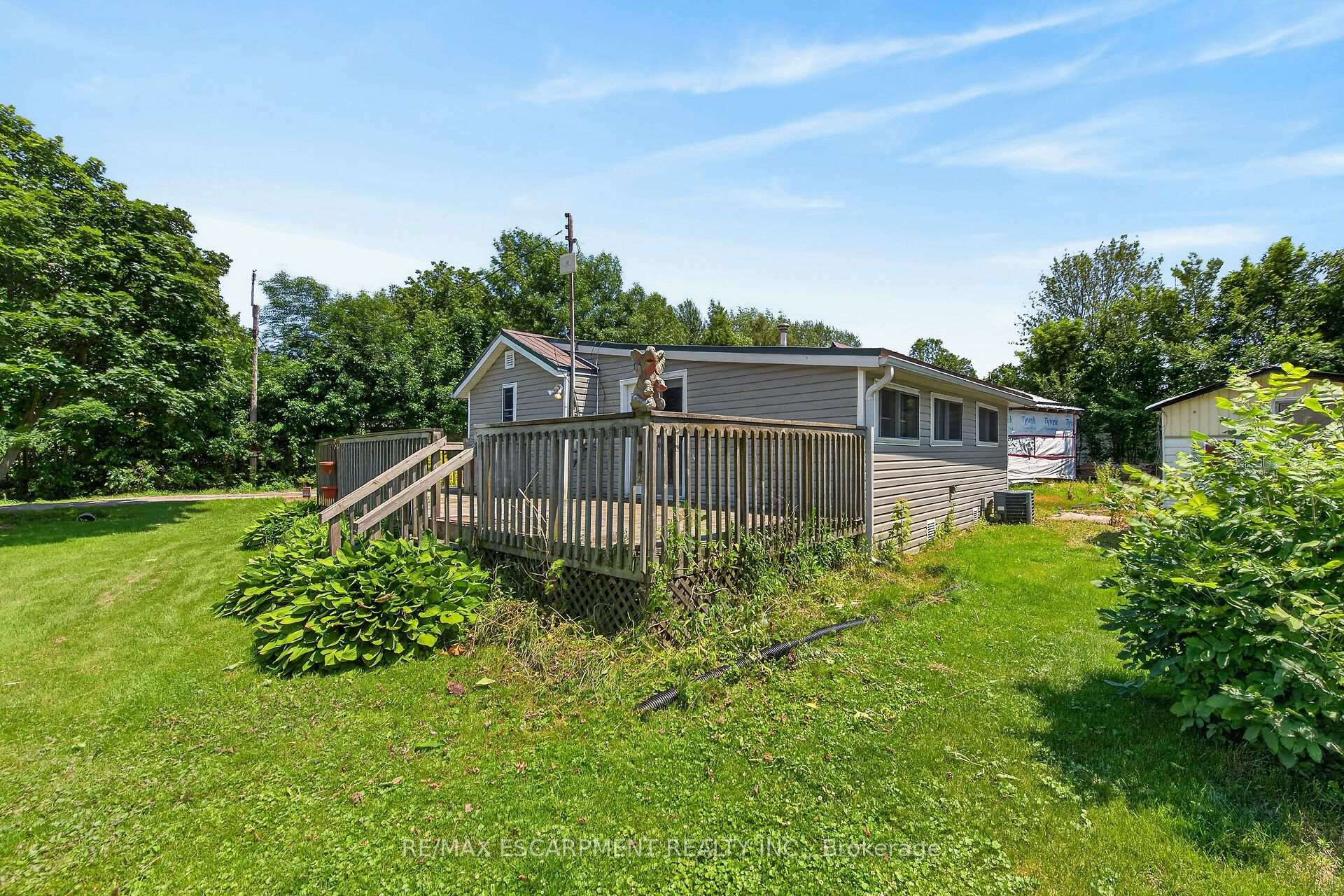 Photo 34 of 19 Barbara Drive, Haldimand — HOMEH