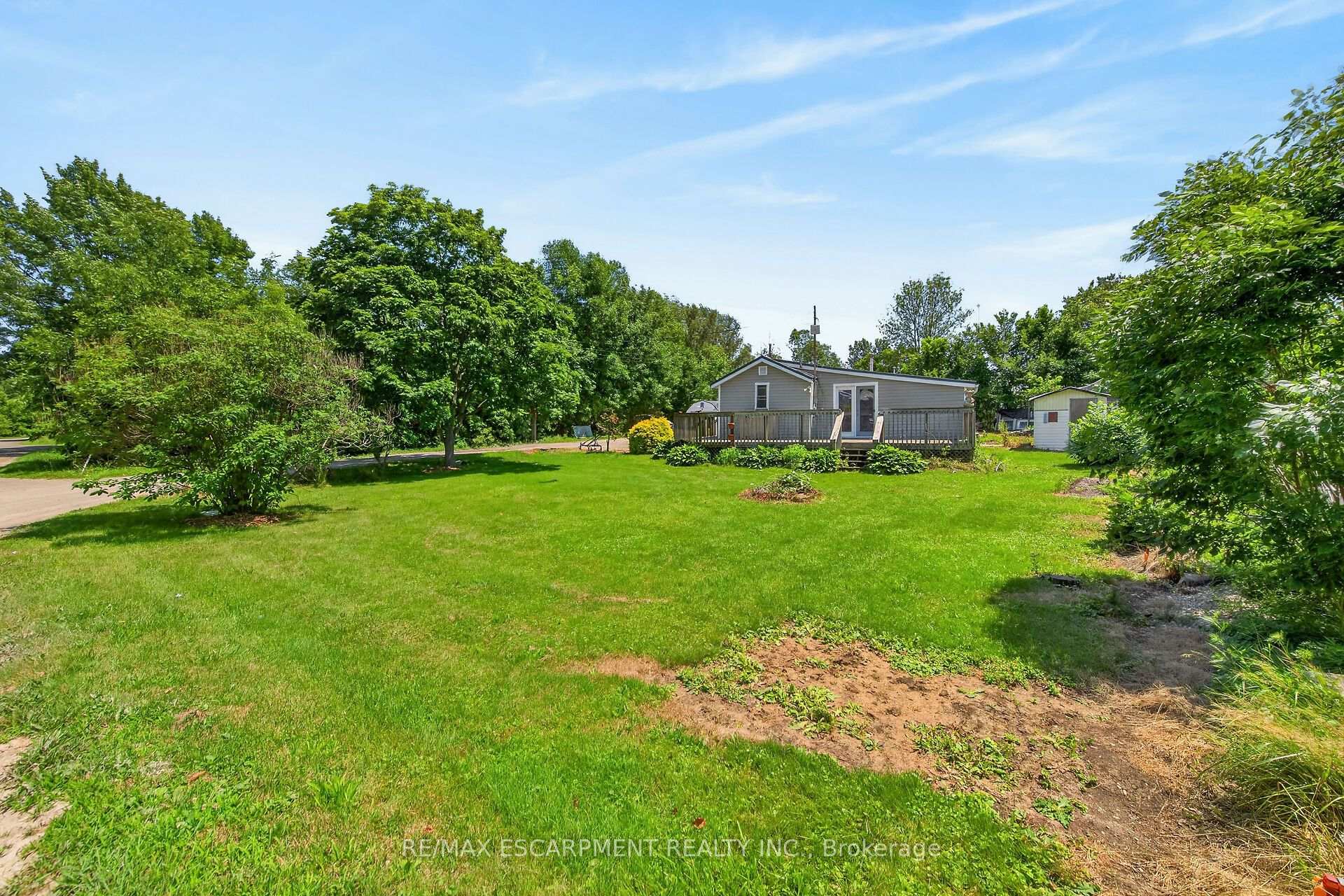 Photo 36 of 19 Barbara Drive, Haldimand — HOMEH