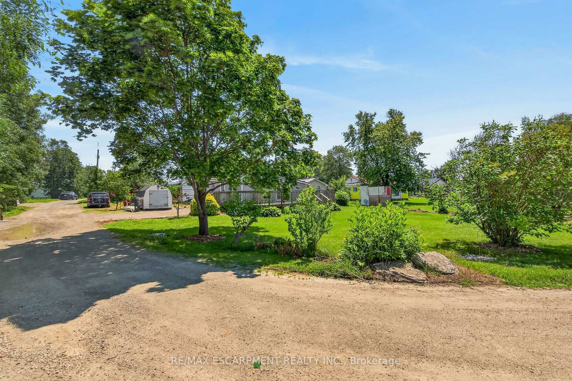 Photo 38 of 19 Barbara Drive, Haldimand — HOMEH