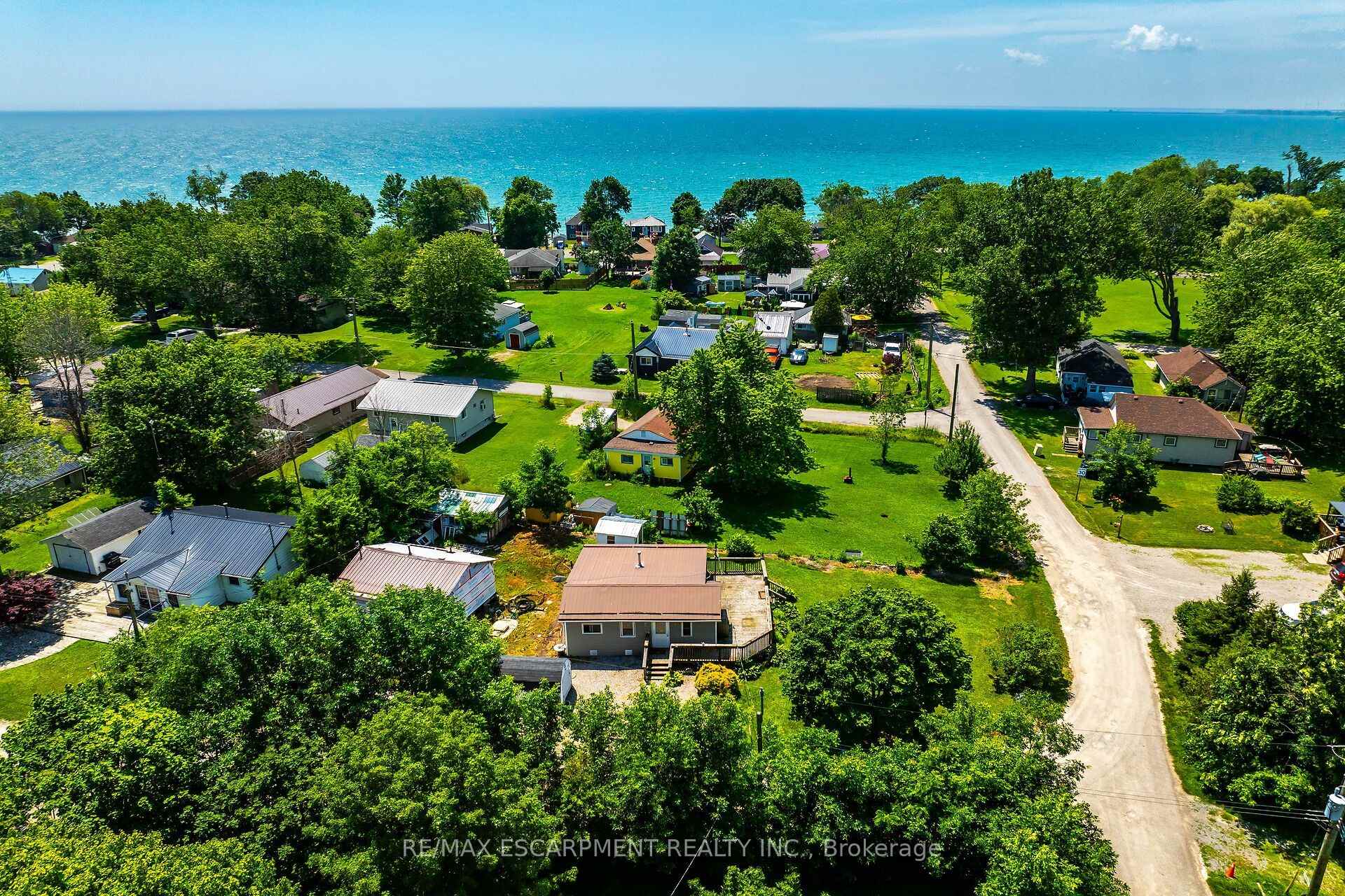 Photo 39 of 19 Barbara Drive, Haldimand — HOMEH