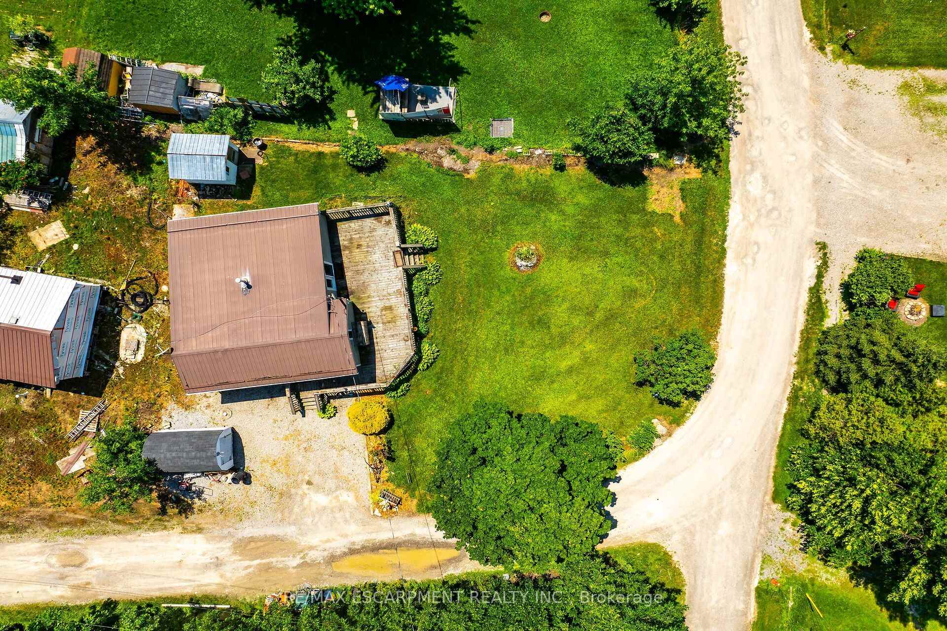 Photo 41 of 19 Barbara Drive, Haldimand — HOMEH
