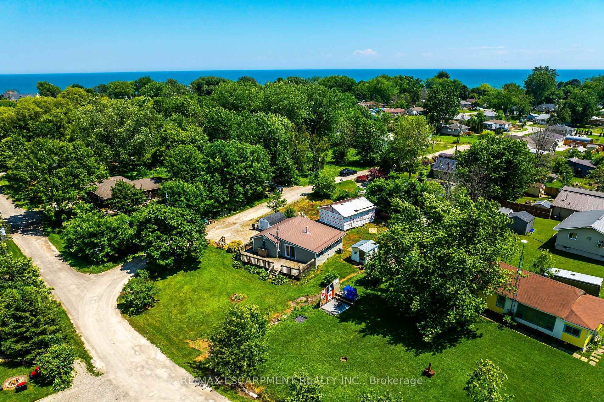 Photo 46 of 19 Barbara Drive, Haldimand — HOMEH