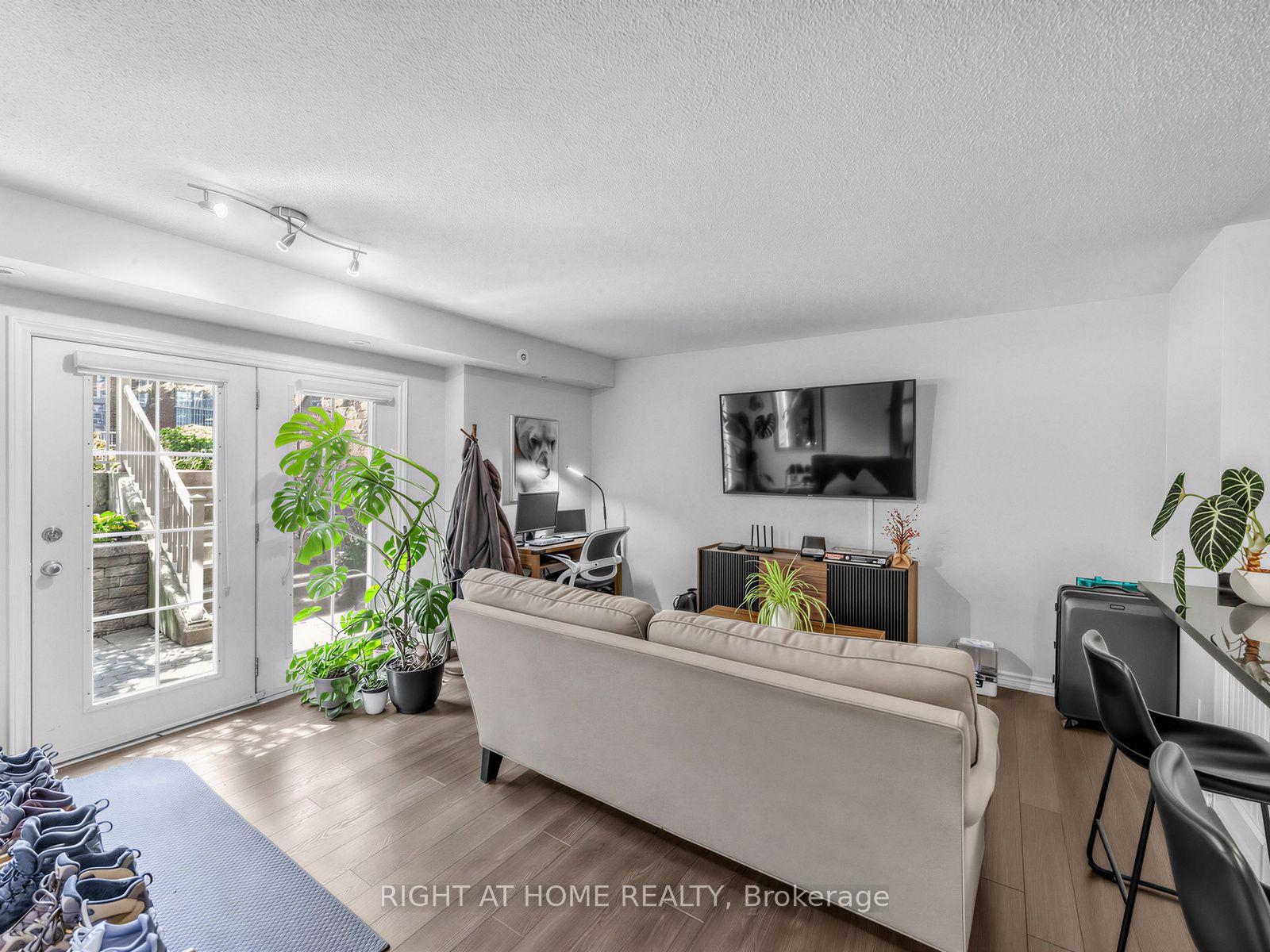Photo 11 of Unit 61, 95 The Queensway, Toronto, High Park-Swansea — HOMEH