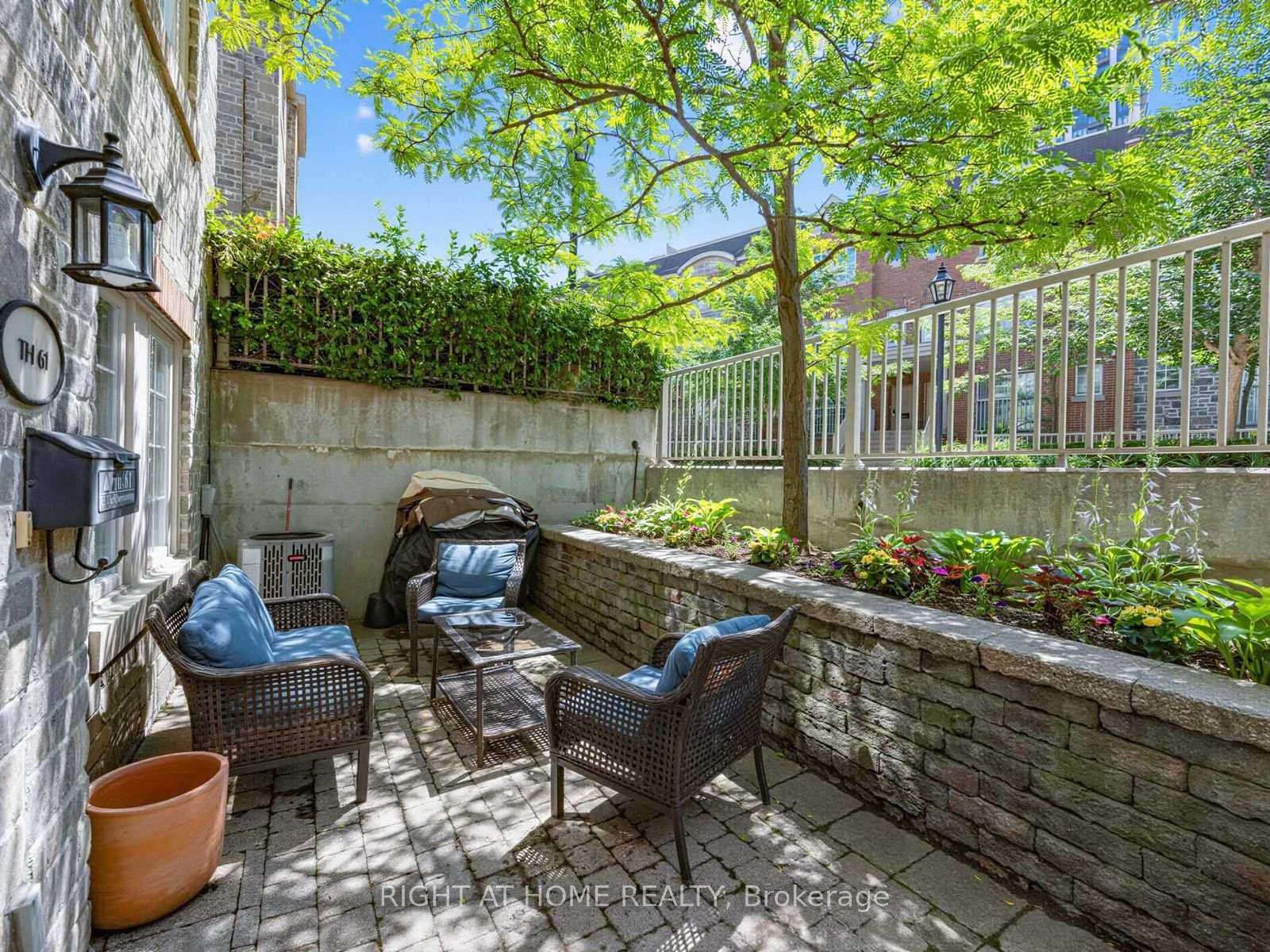 Photo 17 of Unit 61, 95 The Queensway, Toronto, High Park-Swansea — HOMEH