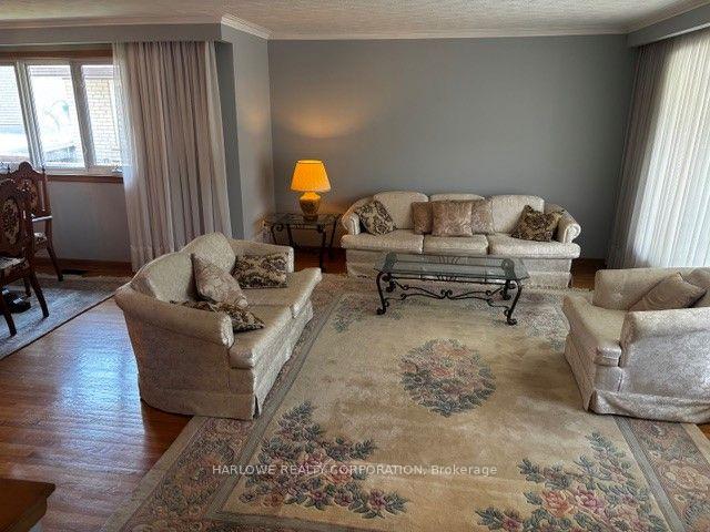 Photo 7 of 3297 Lonefeather Crescent, Mississauga, Applewood — HOMEH