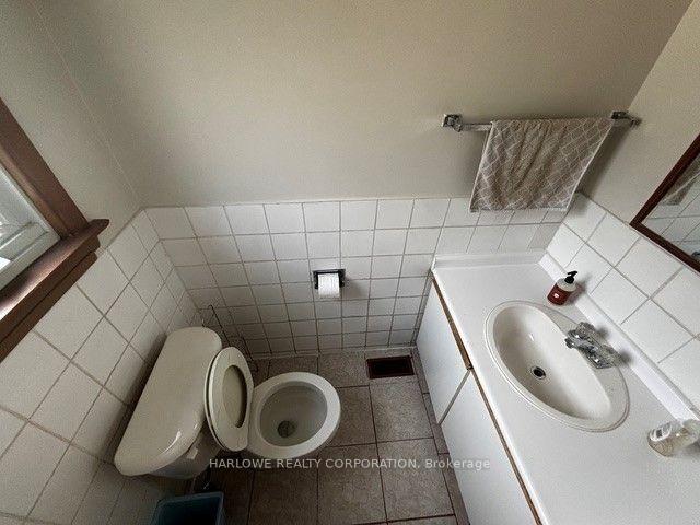 Photo 28 of 3297 Lonefeather Crescent, Mississauga, Applewood — HOMEH