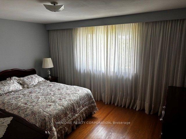 Photo 23 of 3297 Lonefeather Crescent, Mississauga, Applewood — HOMEH