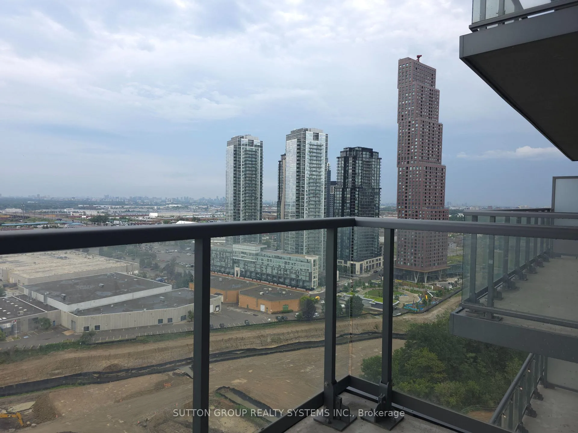 Photo 15 of Unit 2418, 7895 Jane Street, Vaughan, Concord — HOMEH