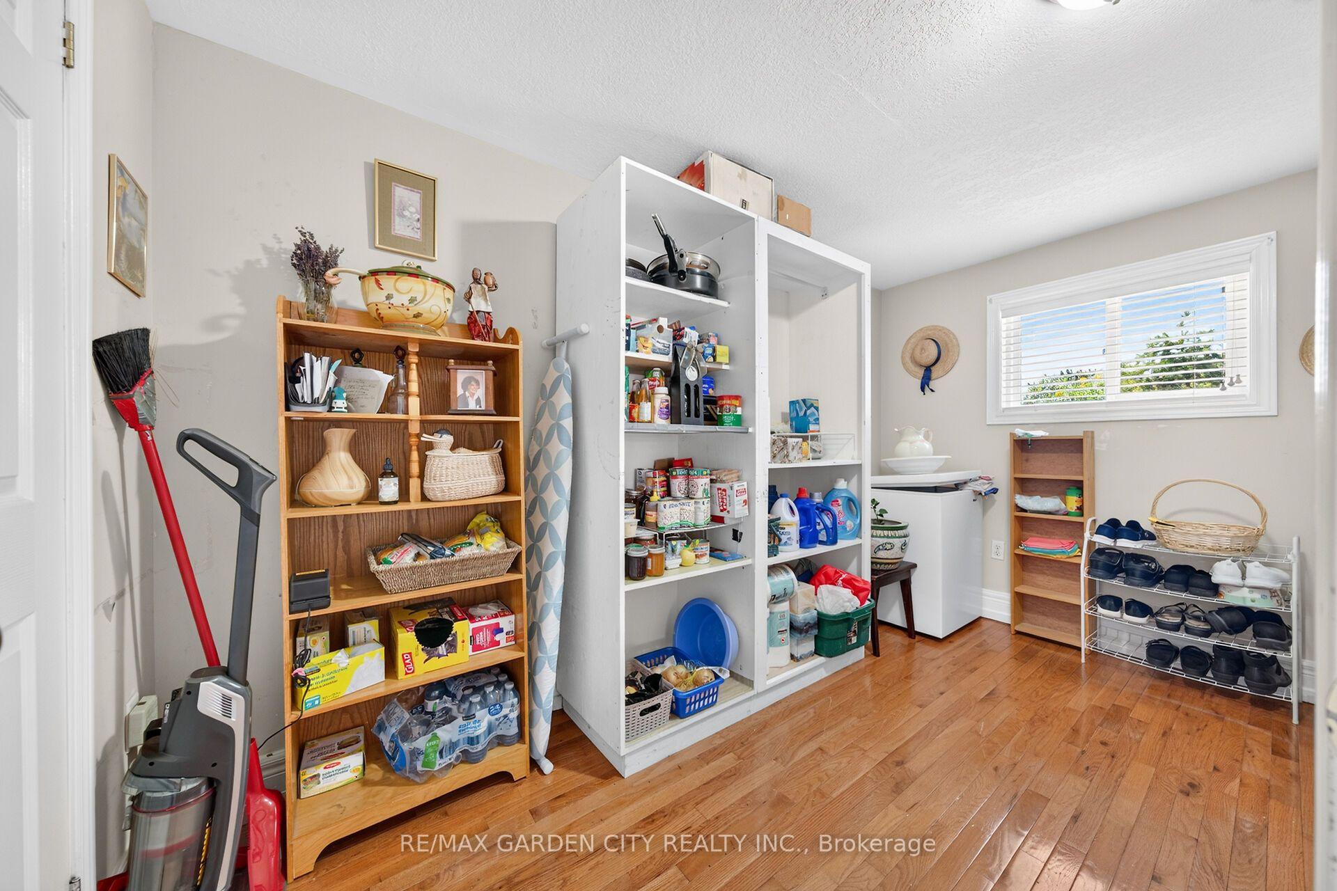 Photo 20 of 156 Simcoe Street E, Hamilton, North End — HOMEH