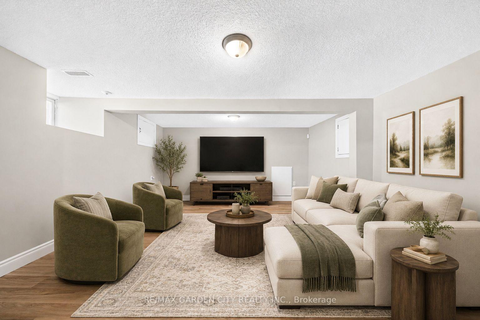 Photo 25 of 156 Simcoe Street E, Hamilton, North End — HOMEH