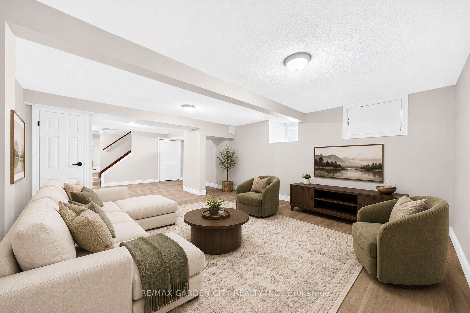 Photo 26 of 156 Simcoe Street E, Hamilton, North End — HOMEH
