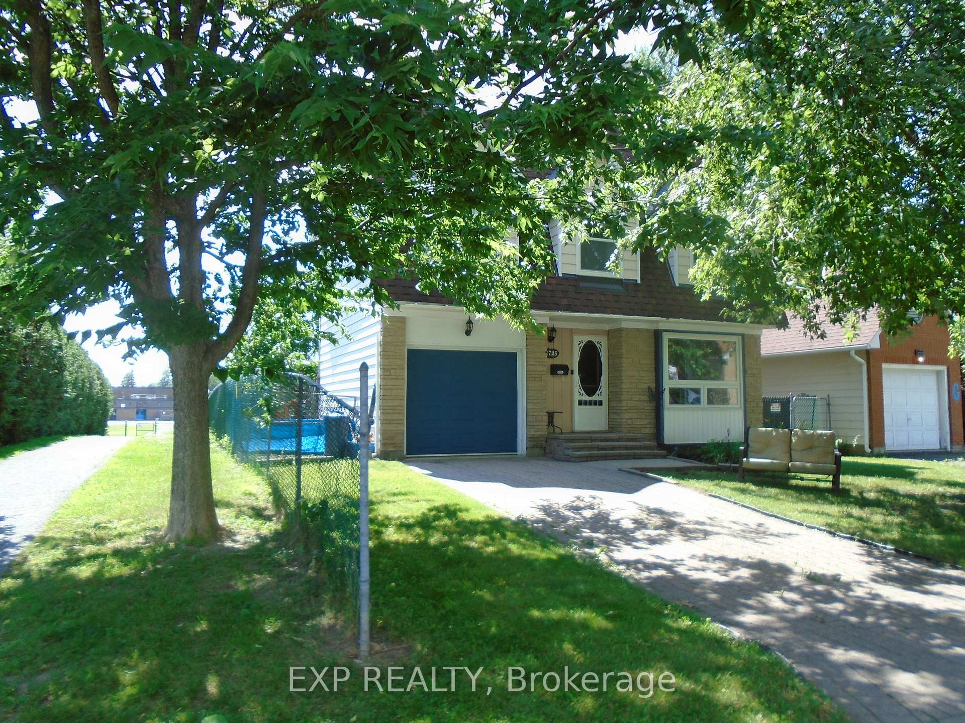 Photo 2 of 1725 Bonaventure Terrace, Ottawa, Convent Glen South — HOMEH