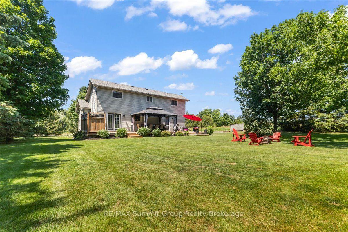 Front of 556017 Mulmur-Melancthon Townline