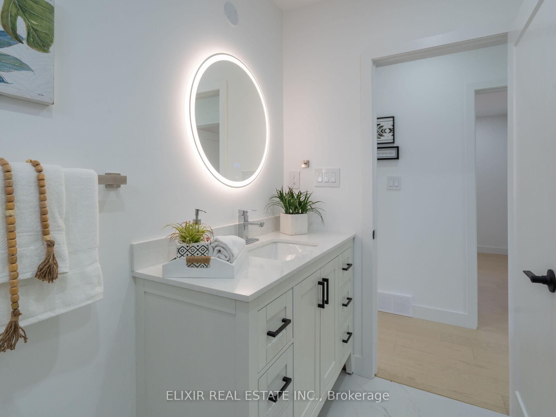 Photo 17 of 63 Champlain Avenue, Hamilton, Greenford — HOMEH