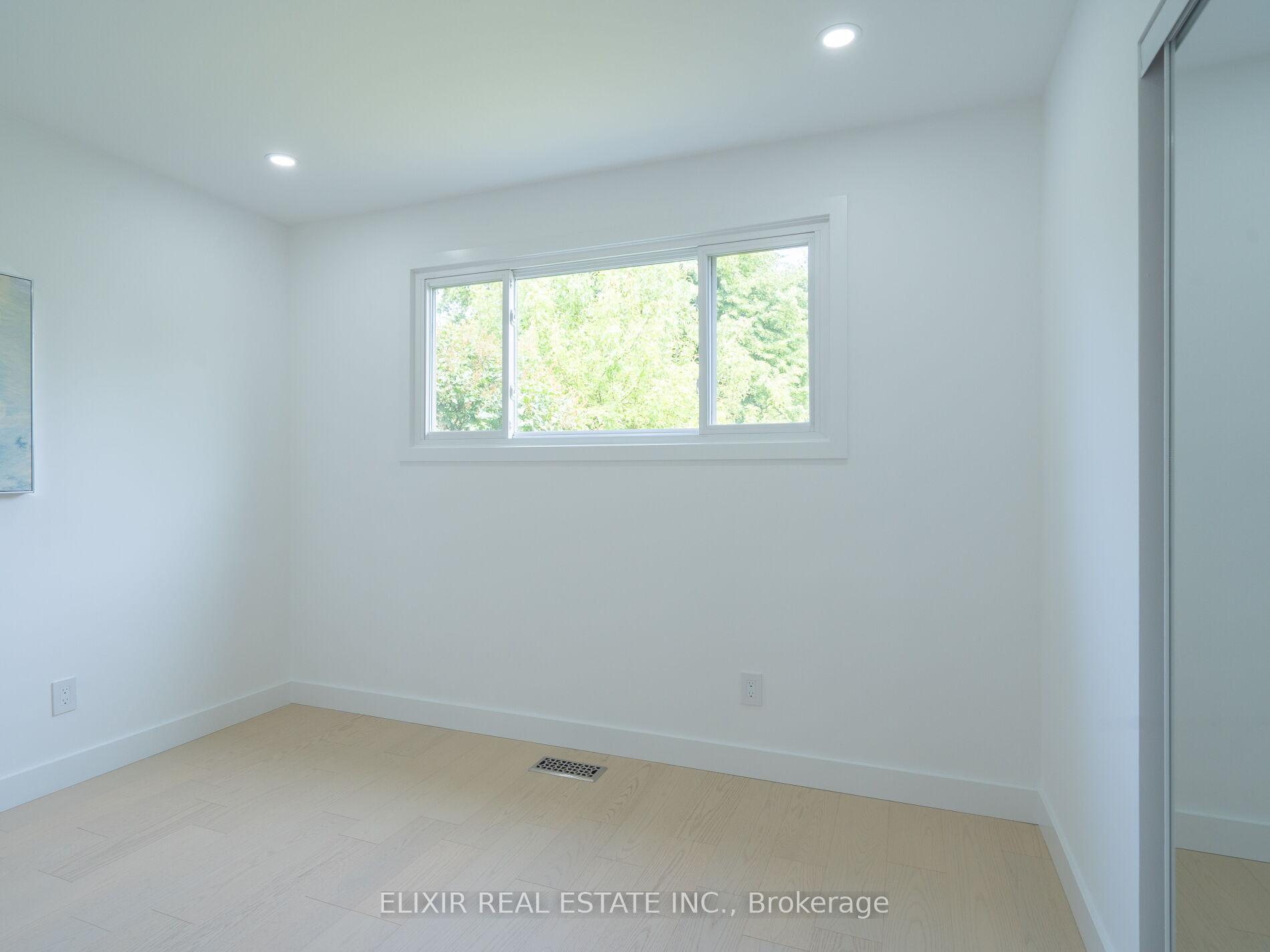 Photo 20 of 63 Champlain Avenue, Hamilton, Greenford — HOMEH