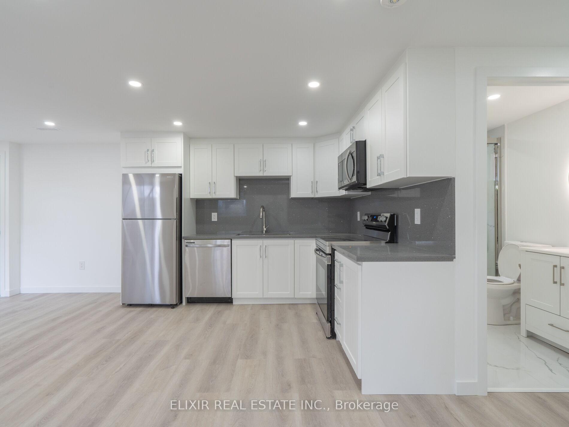 Photo 23 of 63 Champlain Avenue, Hamilton, Greenford — HOMEH