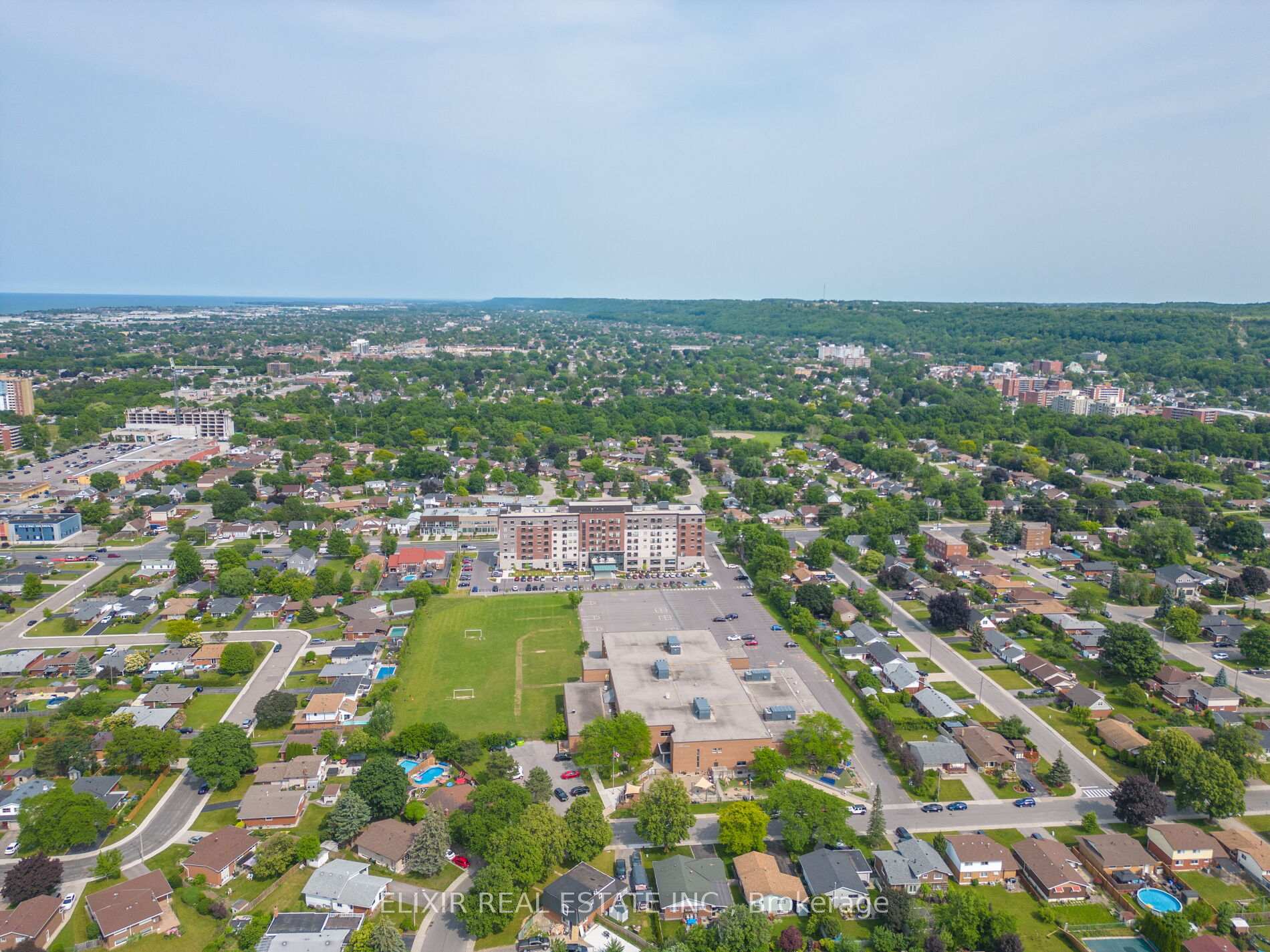 Photo 31 of 63 Champlain Avenue, Hamilton, Greenford — HOMEH