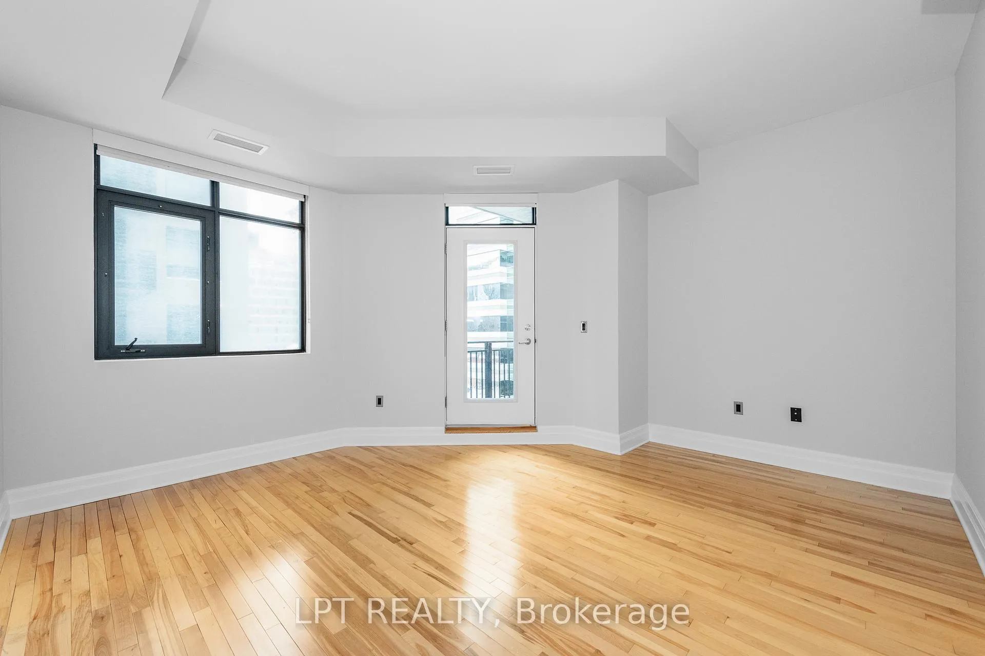 Photo 11 of Unit 606, 375 Lisgar Street, Ottawa, Ottawa Centre — HOMEH