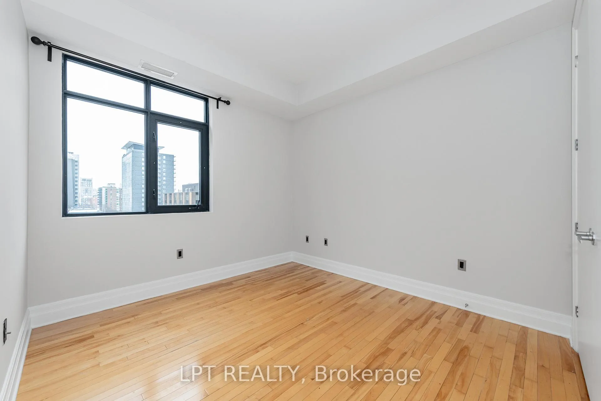 Photo 14 of Unit 606, 375 Lisgar Street, Ottawa, Ottawa Centre — HOMEH
