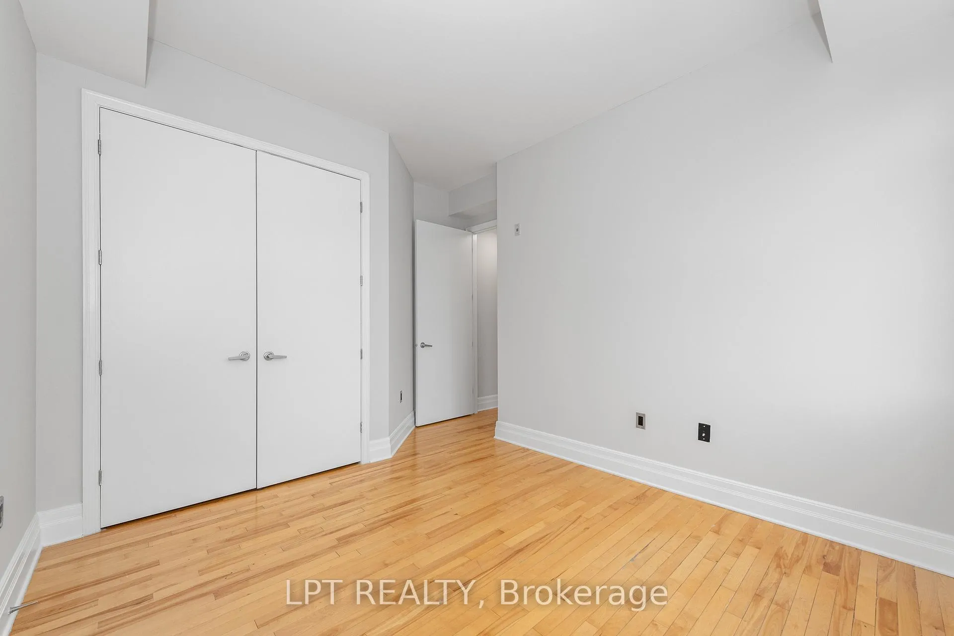 Photo 16 of Unit 606, 375 Lisgar Street, Ottawa, Ottawa Centre — HOMEH